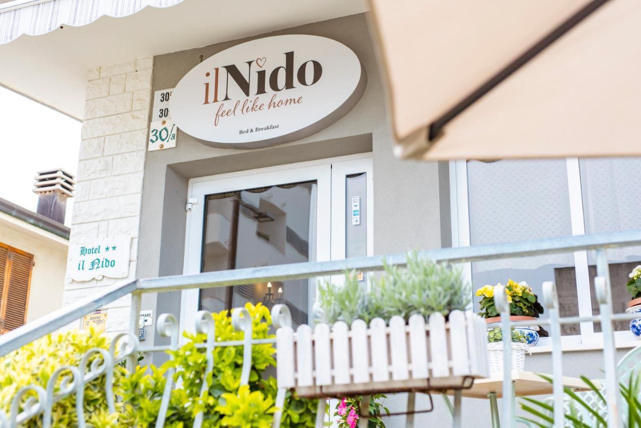 Hotel Il Nido Ріміні Екстер'єр фото